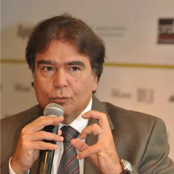 EM DEFESA DA INDÚSTRIA NACIONAL E DA SAÚDE PÚBLICA