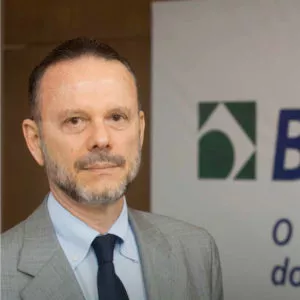 INCENTIVO AO POTENCIAL DA QUÍMICA FINA BRASILEIRA