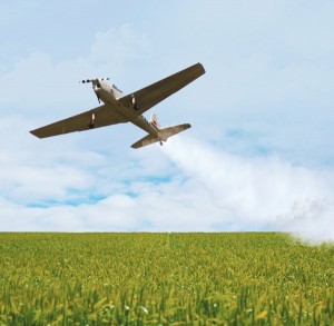 Ministério revisará legislação sobre aviação agrícola