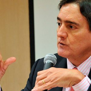 Jarbas Barbosa assume presidência da Anvisa