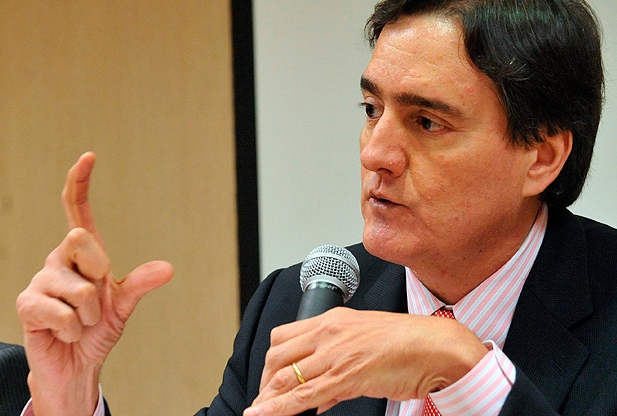 Jarbas Barbosa assume presidência da Anvisa