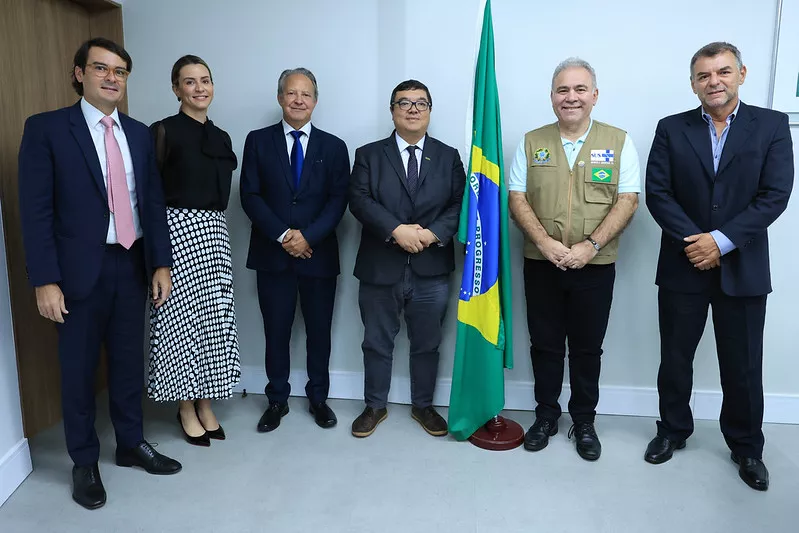 ABIFINA integra audiências sobre PL da bula digital de medicamentos