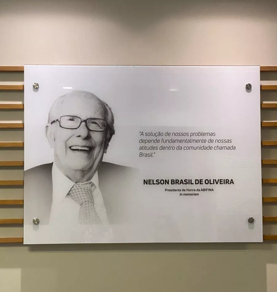 ABIFINA realiza encontro de encerramento do ano e inaugura Sala Nelson Brasil 