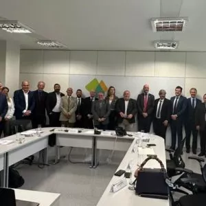 ABIFINA apresenta propostas para fortalecer o Complexo Econômico e Industrial da Saúde