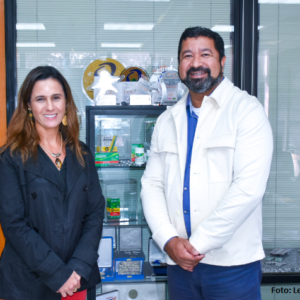 Fiocruz firma parceria para tratamento da hepatite C