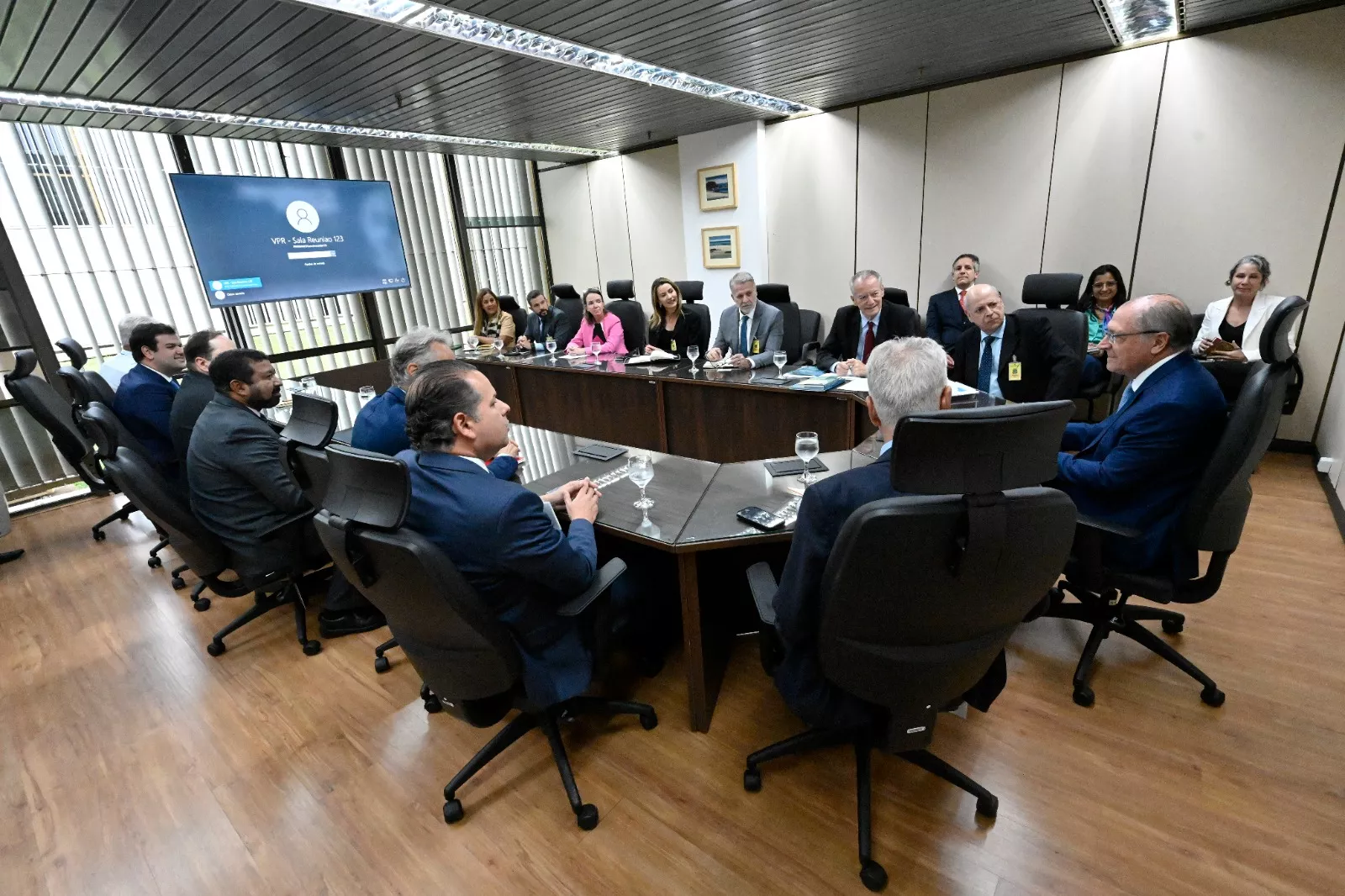 Audiência ABIFINA e MDIC Audiência com Ministro Geraldo Alckmin