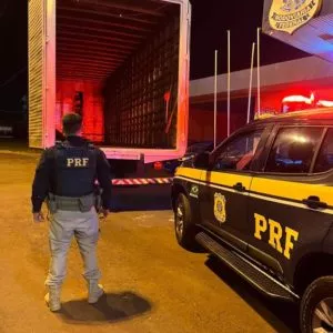 PRF apreende em Seberi/RS 5 toneladas de agrotóxicos de uso proibido no Brasil