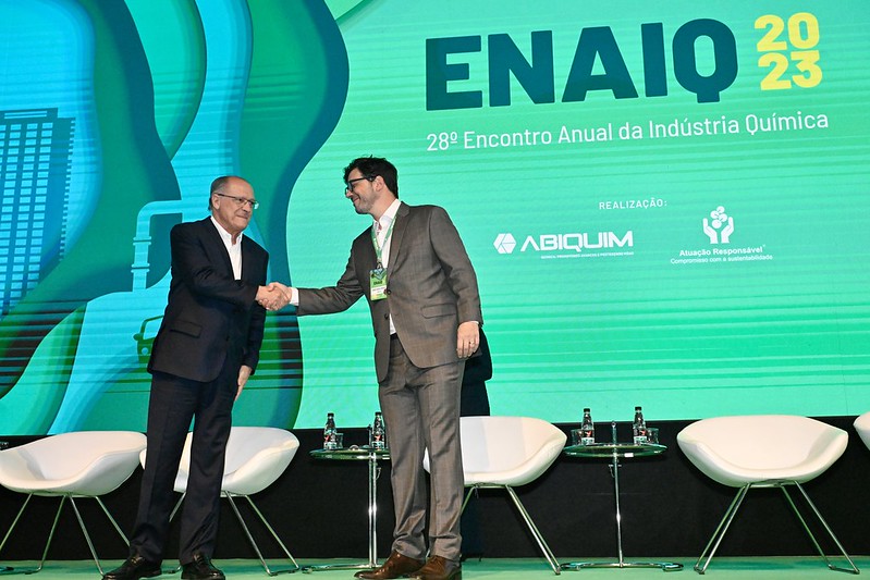 ABIFINA prestigia o 28º ENAIQ, evento da Abiquim em São Paulo