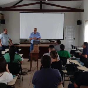 ABIFINA palestra sobre o combate aos defensivos agrícolas ilegais