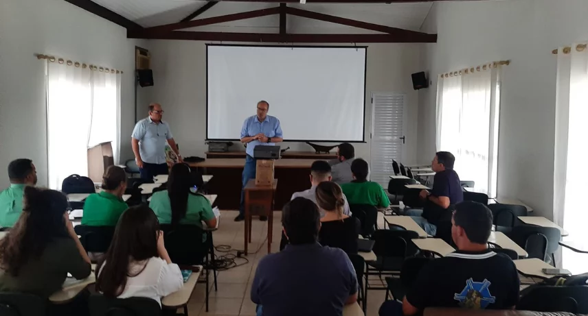 ABIFINA palestra sobre o combate aos defensivos agrícolas ilegais