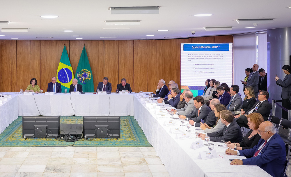 Com a presença do Presidente Lula, indústria de saúde recebe impulso bilionário com novos investimentos