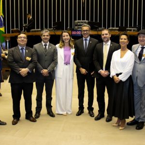 Sessão solene em homenagem aos 25 anos da Anvisa