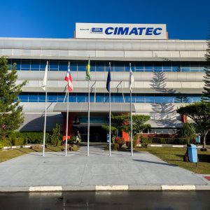 Colabore com o SENAI CIMATEC para definir prioridades na indústria farmacêutica