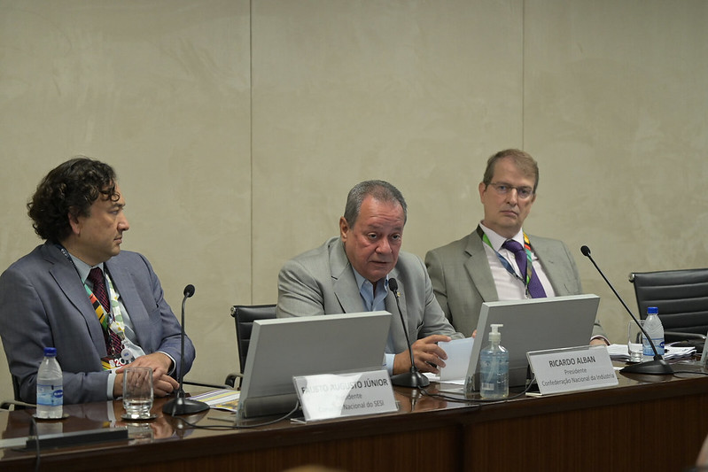 Presidente Executivo da ABIFINA acompanha evento sobre educação e requalificação profissional do B20 Brasil 