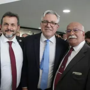 ABIFINA acompanha a posse de Alexandre Padilha no Ministério da Saúde