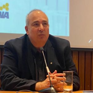 A ABIFINA lamenta o falecimento de Marco Aurélio Krieger, vice-presidente de Produção e Inovação em Saúde da Fiocruz