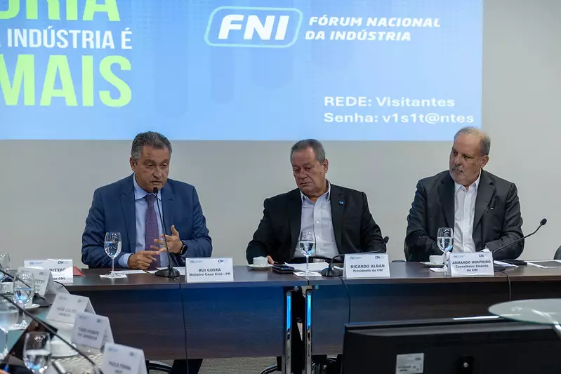 ABIFINA participa de reunião do Fórum Nacional da Indústria com presença do ministro Rui Costa 