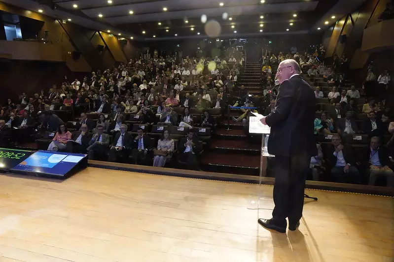 54546795083 db4dd900a7 c