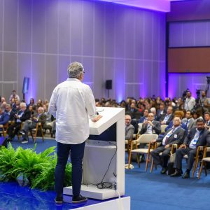 ABIFINA acompanha avanços das Parcerias para o Desenvolvimento Produtivo em Plenária do GECEIS  