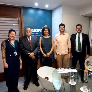 ABIFINA recebe Secretária Municipal de Ciência, Tecnologia e Inovação do Rio de Janeiro 