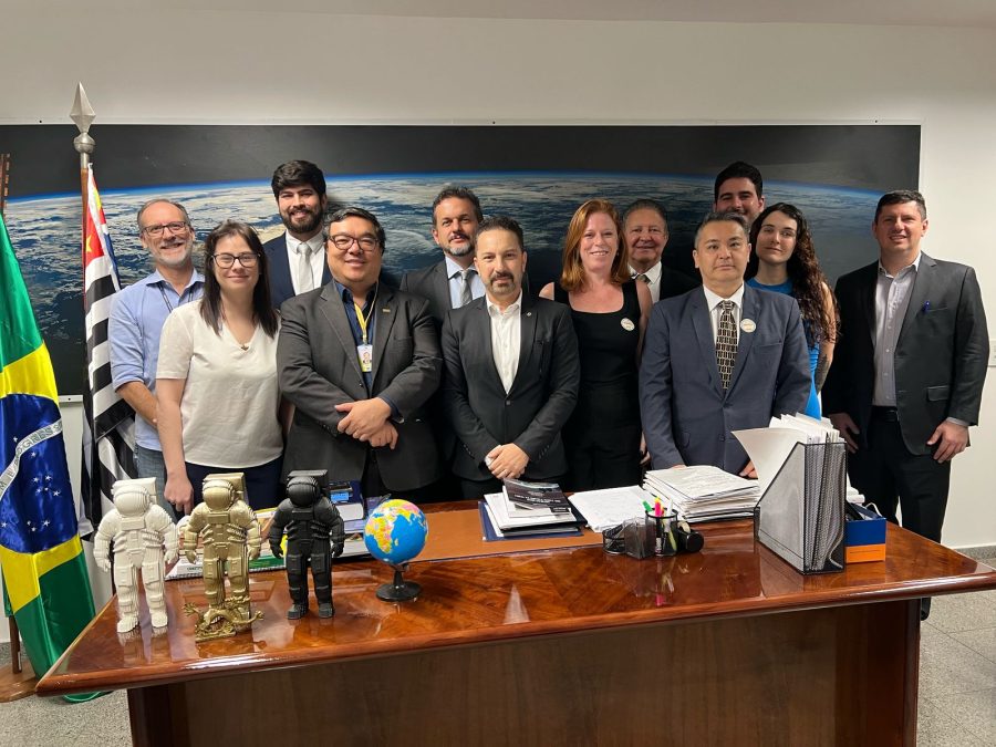 ABIFINA participa de reunião no Senado para fortalecimento da produção de IFAs no Brasil