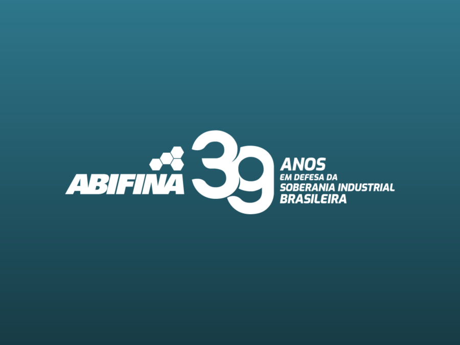 No Dia do Químico, ABIFINA celebra 39 anos de história e compromisso com o desenvolvimento nacional