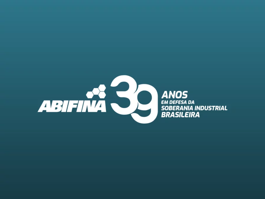 No Dia do Químico, ABIFINA celebra 39 anos de história e compromisso com o desenvolvimento nacional