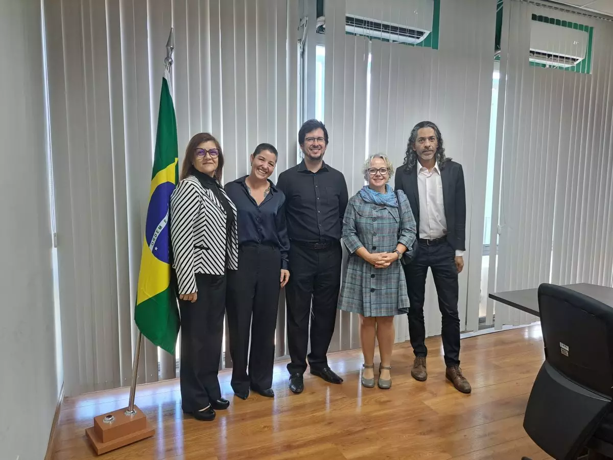 ABIFINA apresenta estudo sobre patentes farmacêuticas a Secretaria Executiva do GIPI 