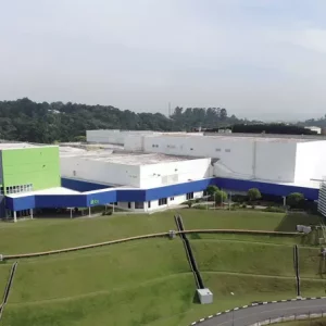Libbs reduz mais de 3 mil toneladas de emissões de CO² com energia renovável em dois anos