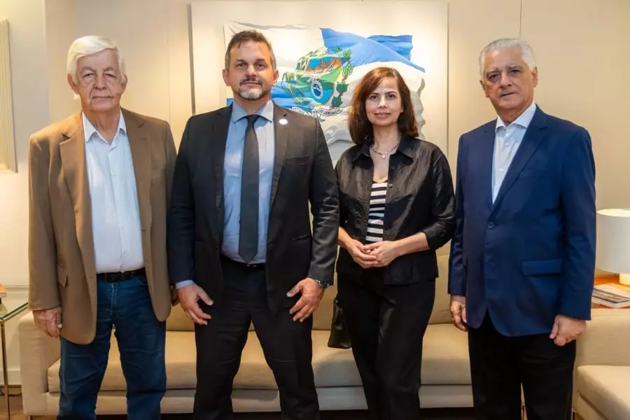 ABIFINA reforça parceria com a Firjan