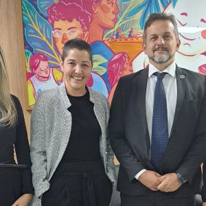 ABIFINA apresenta estudo sobre patentes farmacêuticas ao Ministério da Saúde