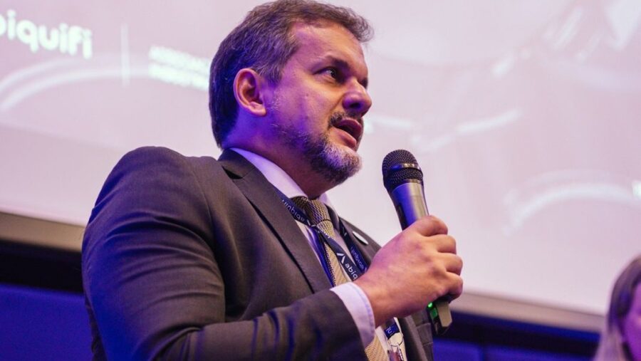 ABIFINA participa de debate técnico sobre qualidade na distribuição e fracionamento de IFAs 