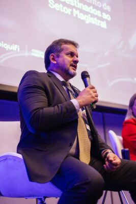 ertificação de Boas Práticas na Distribuição e Fracionamento de Insumos Farmacêuticos Ativos (IFAs) 13 11 25