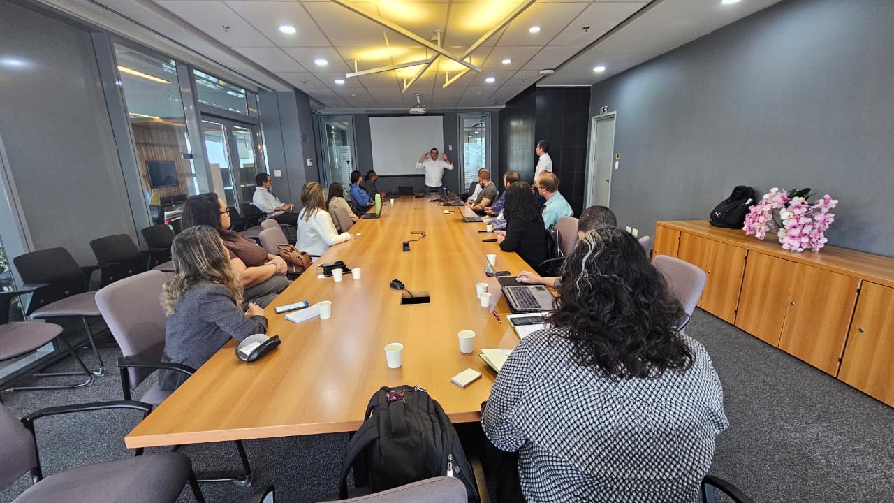 Visita da ABIFINA ao Instituto SENAI de Inovação 04 12 25 4