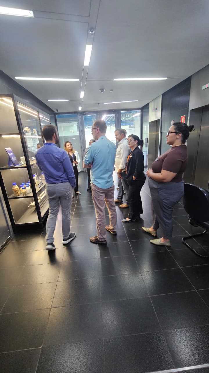 Visita da ABIFINA ao Instituto SENAI de Inovação 04 12 25 5