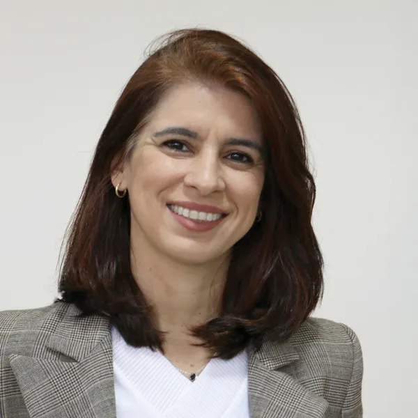 Priscila Ferraz Soares