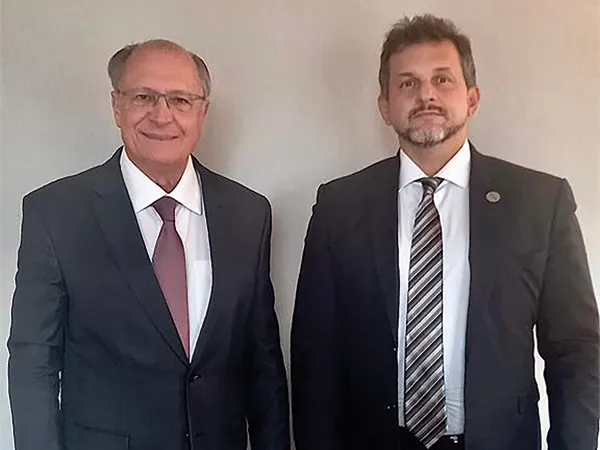 Produção local CEIS agenda legislativa e política industrial 04