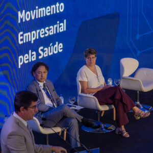 ABIFINA participa do lançamento do GT da Cadeia de Valor da Indústria da Saúde na CNI