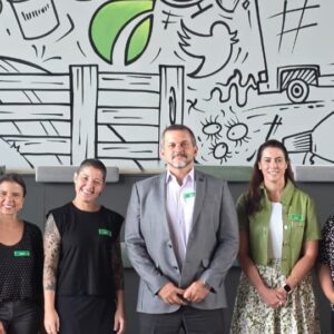 ABIFINA visita a Ourofino Saúde Animal para diálogo estratégico e pleitos setoriais