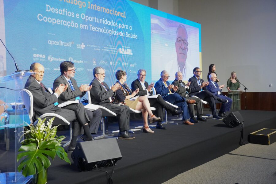 ABIFINA participa de evento internacional sobre cooperação em tecnologias em saúde 