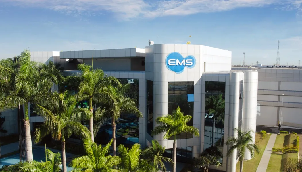Fachada EMS 2026