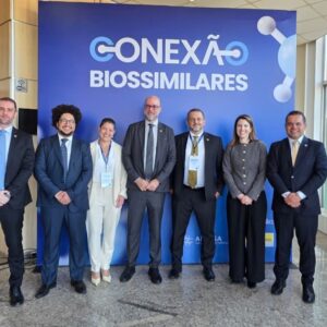Conexão Biossimilares debate avanços regulatórios e tendências globais para ampliar o acesso a terapias biológicas