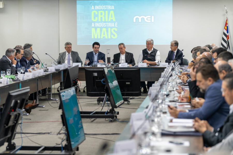 ABIFINA participa de reunião da Mobilização Empresarial pela Inovação (MEI)