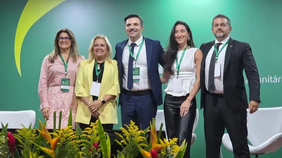 Debate na Anvisa sobre novo marco regulatório de fitoterápicos 28 08 26