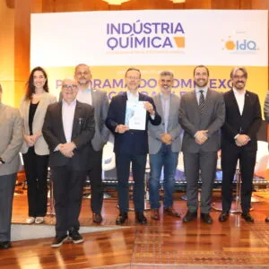 Novo estudo traça agenda estratégica para fortalecer a indústria química brasileira